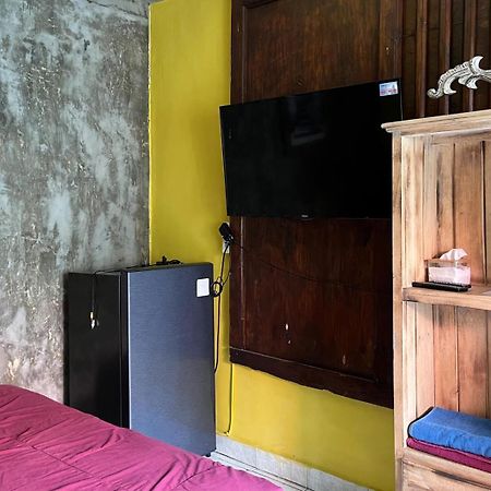 Twospaces Living At Wave And Chill House, Canggu Экстерьер фото