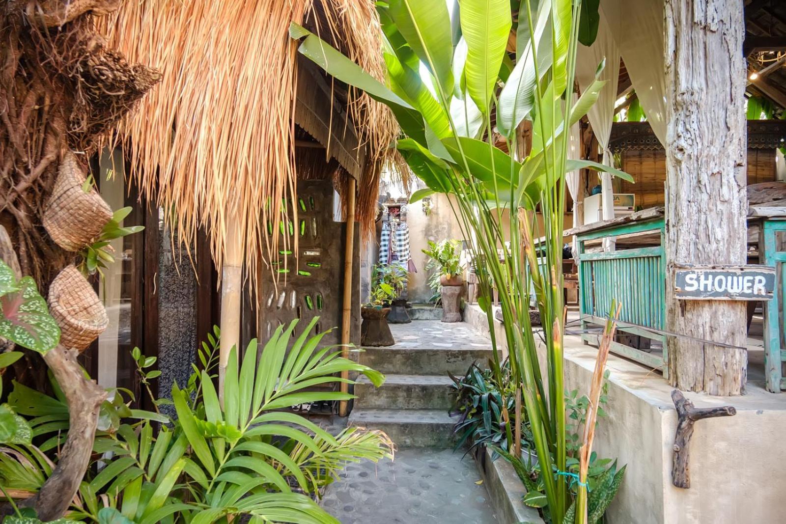 Twospaces Living At Wave And Chill House, Canggu Экстерьер фото
