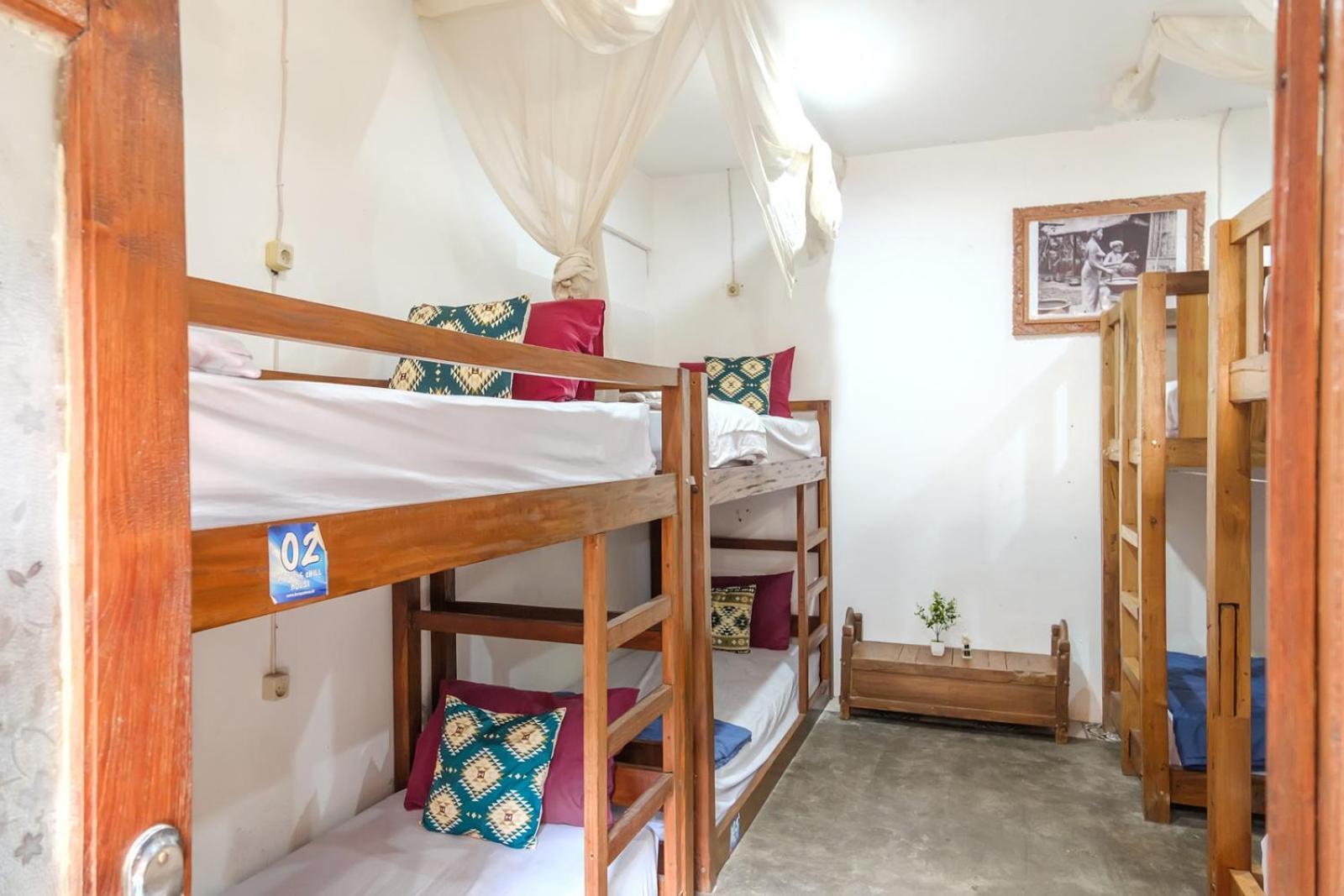 Twospaces Living At Wave And Chill House, Canggu Экстерьер фото