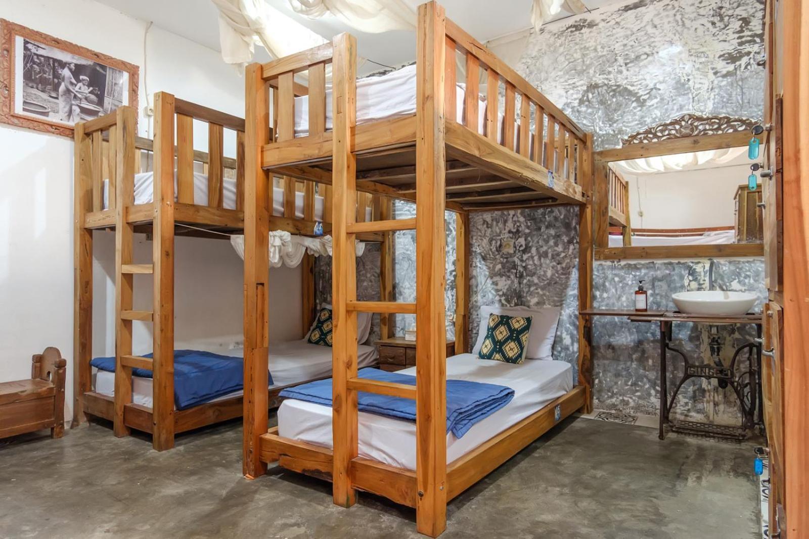 Twospaces Living At Wave And Chill House, Canggu Экстерьер фото