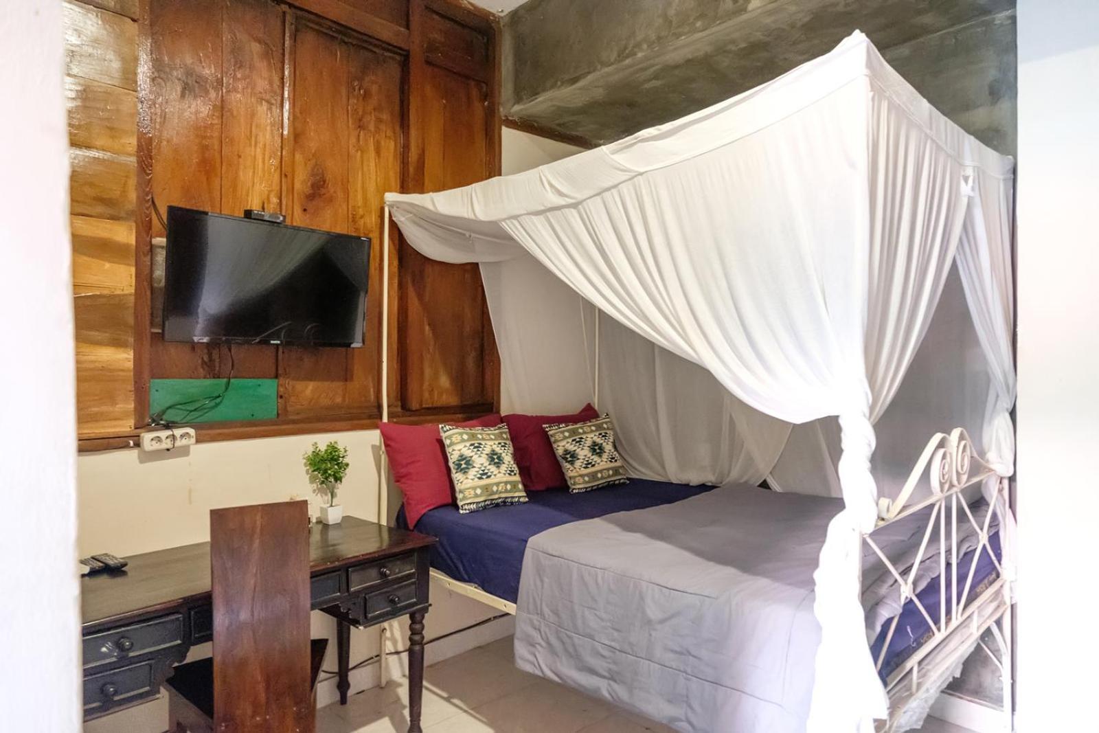 Twospaces Living At Wave And Chill House, Canggu Экстерьер фото