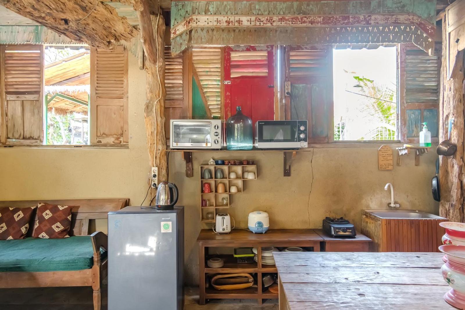 Twospaces Living At Wave And Chill House, Canggu Экстерьер фото