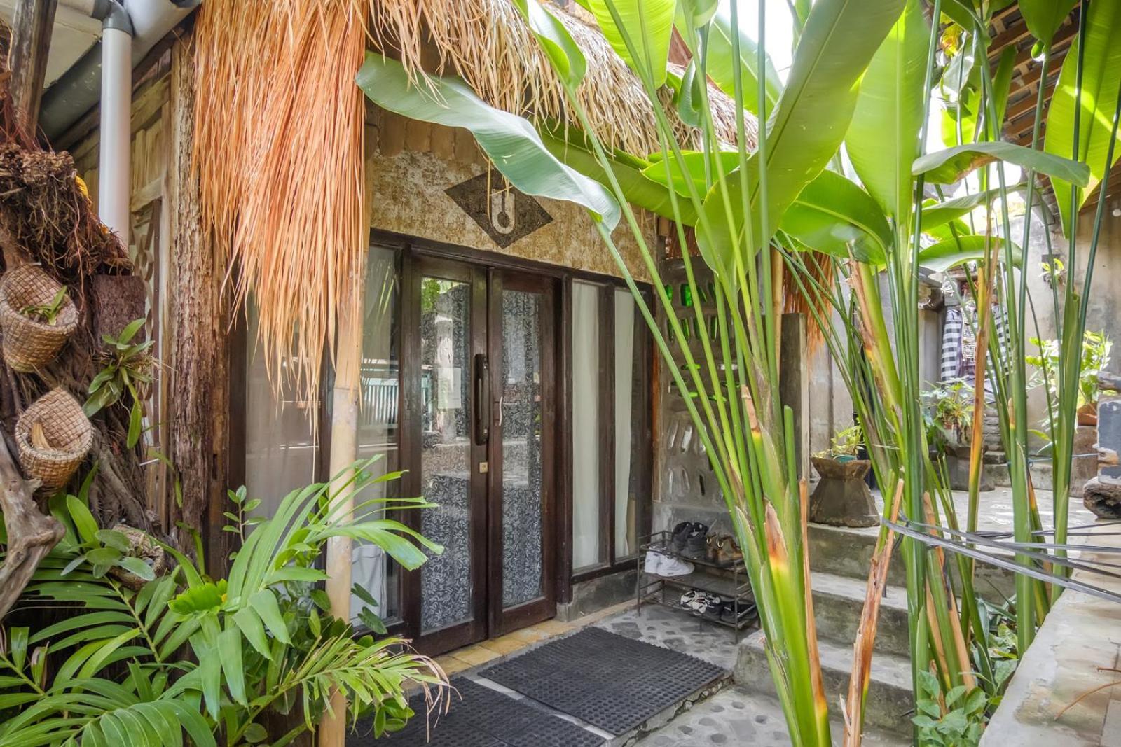 Twospaces Living At Wave And Chill House, Canggu Экстерьер фото