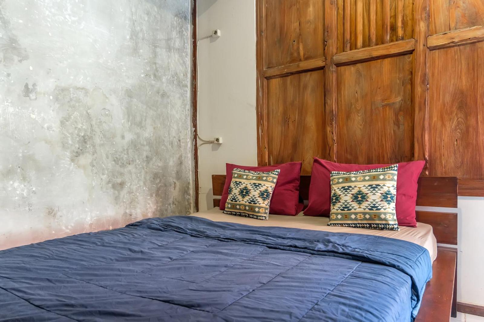 Twospaces Living At Wave And Chill House, Canggu Экстерьер фото