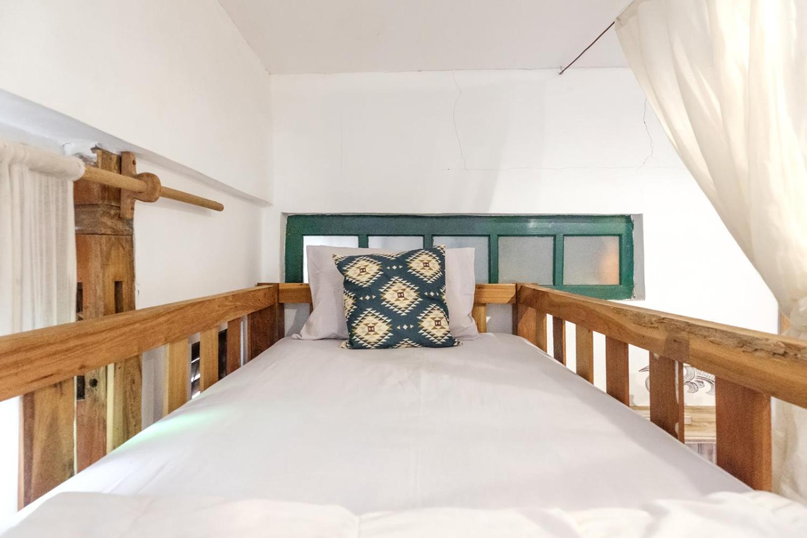 Twospaces Living At Wave And Chill House, Canggu Экстерьер фото